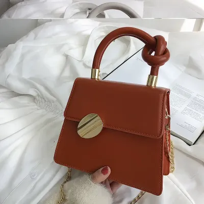  RETRO FASHION HANDBAG 
